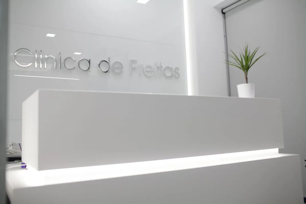 Trasplante Capilar en Valencia - Clínica de Freitas clinic 4