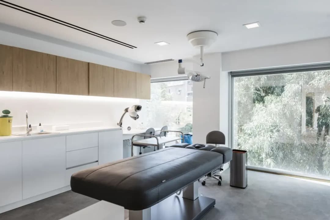 Seneca Hair Transplant - Athens clinic 5